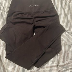 New alphalete chocolate leggings